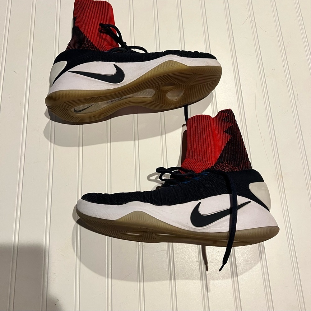 Nike Men’s Basketball Shoes Size 11 Black Red White Sock Collar Zoom - Picture 10 of 10